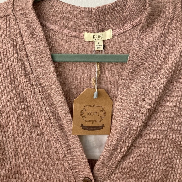 Long Cardigan Women’s Size Small Blush - Picture 2 of 4